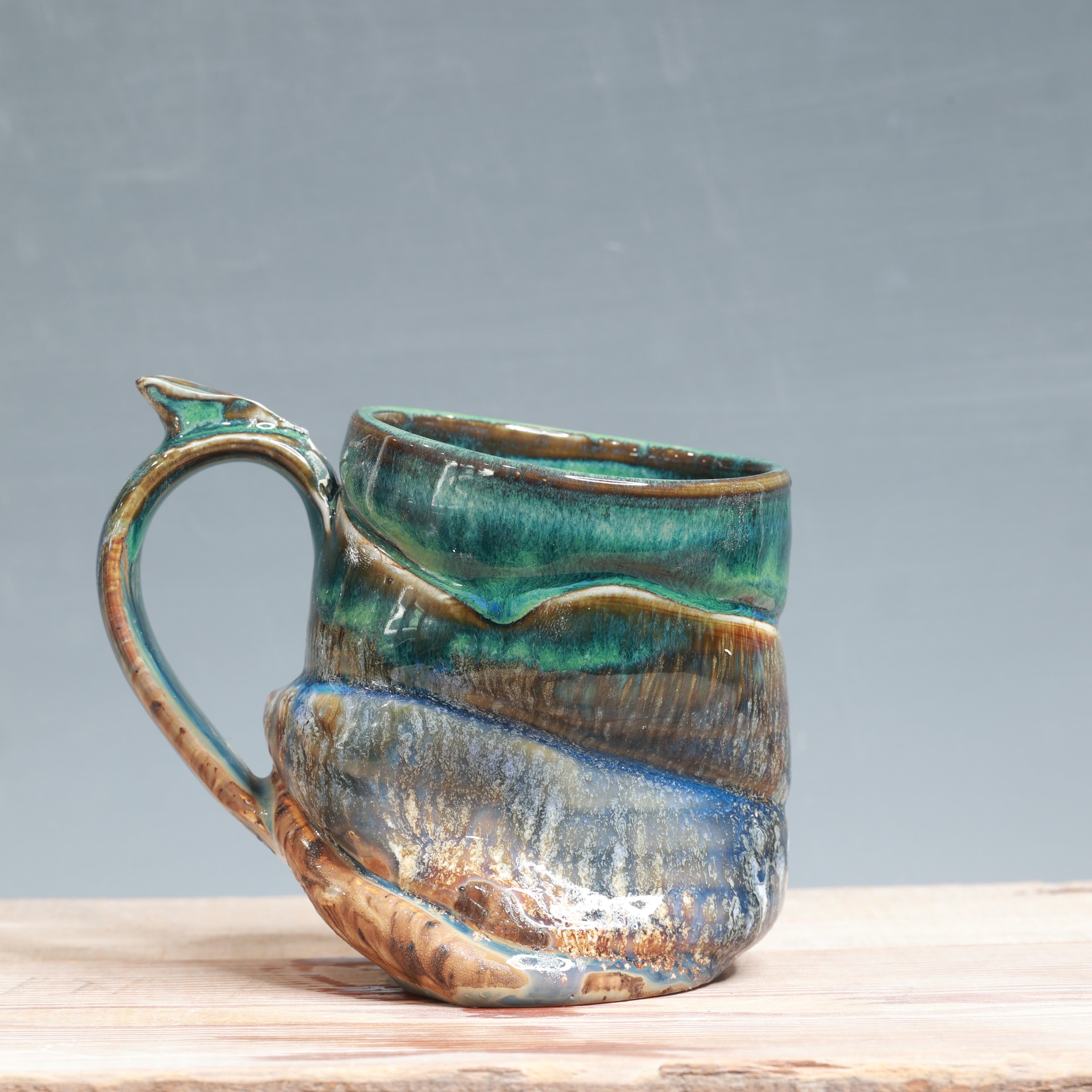 DROP mug - Blue Surf and Sandstone 12-13 oz