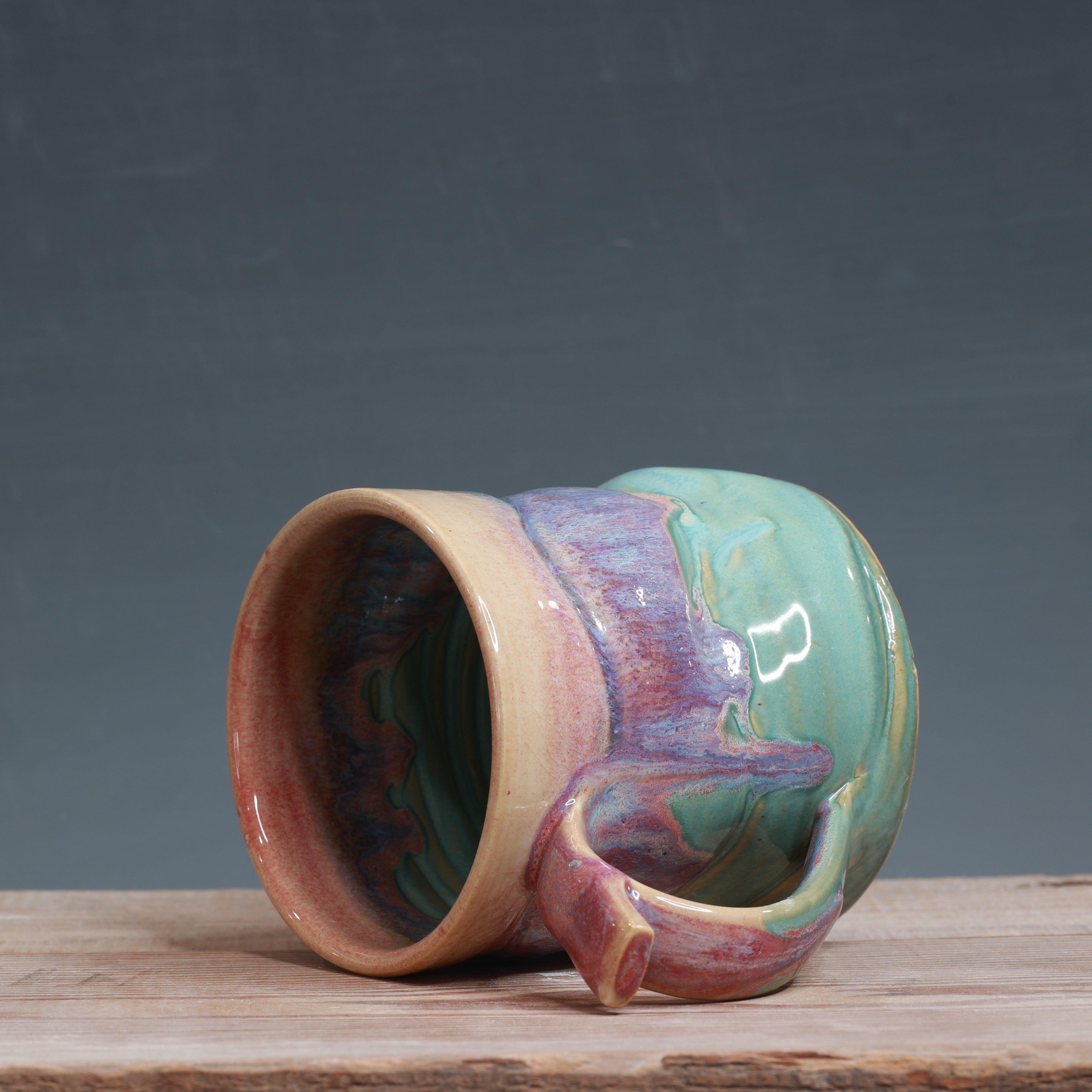 DROP mug - Raspberry Mist and Norse Blue 14 oz.