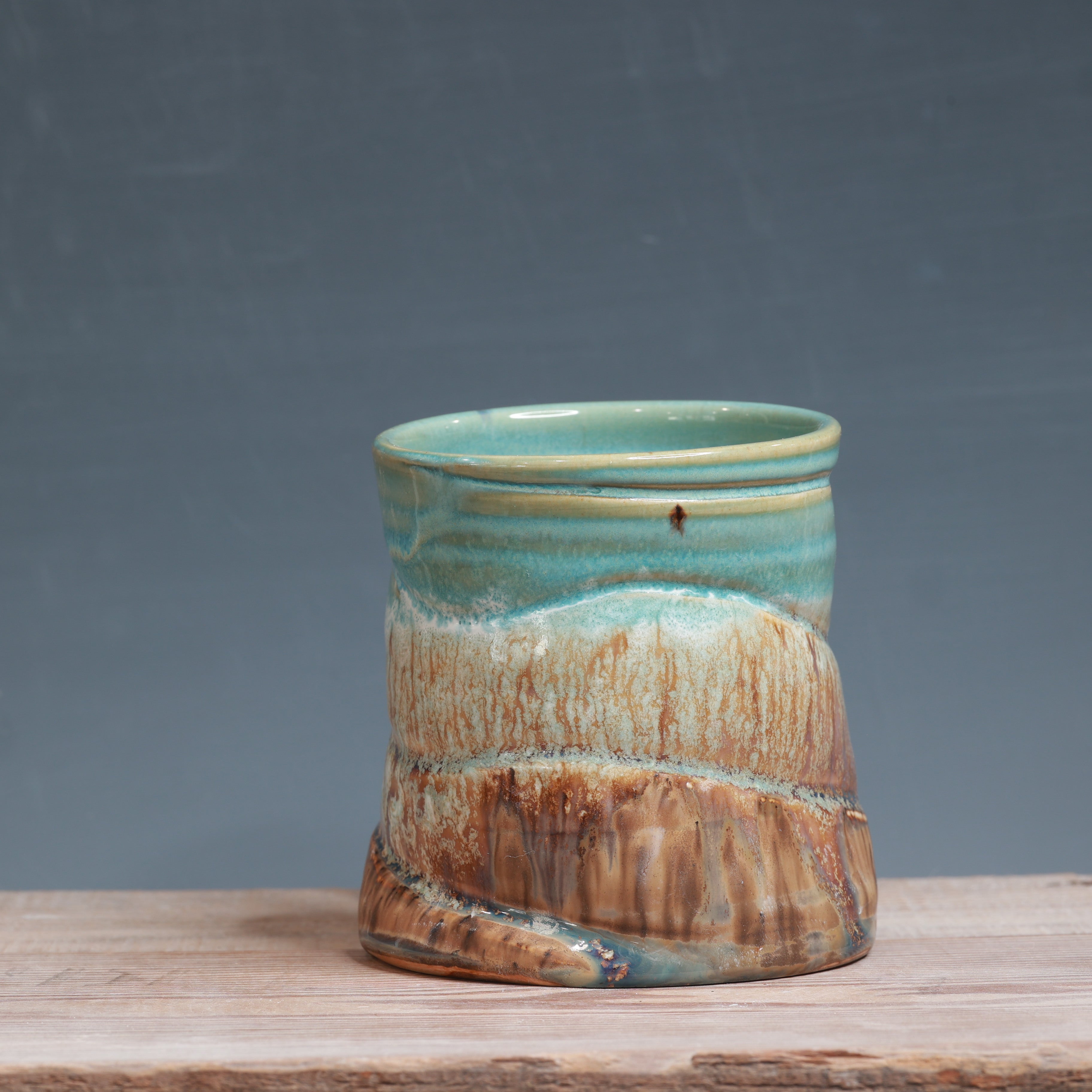 DROP mug - Norse Blue and Sandstone