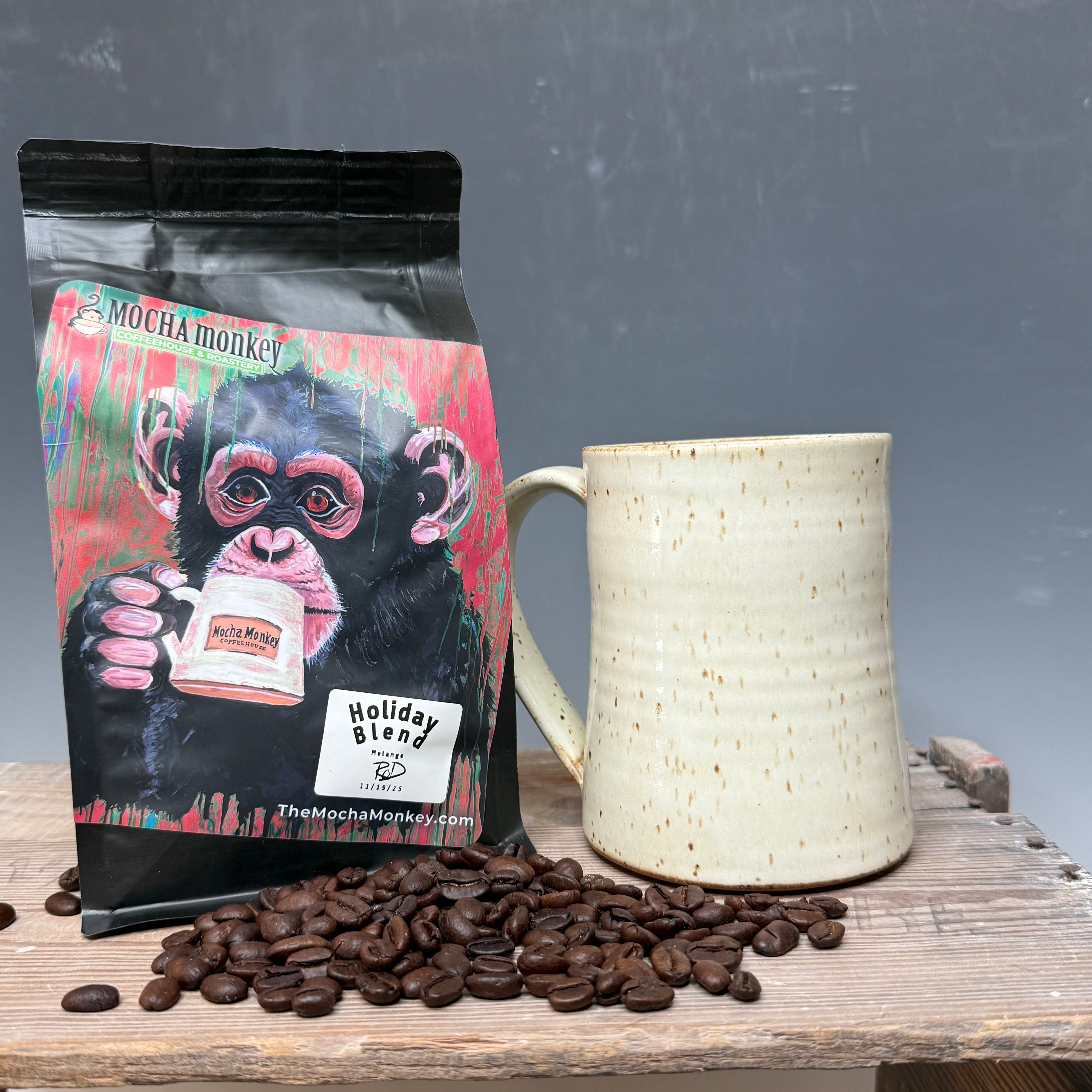 Holiday Blend Coffee Beans and Mug Bundle - 22-23 oz. Mug