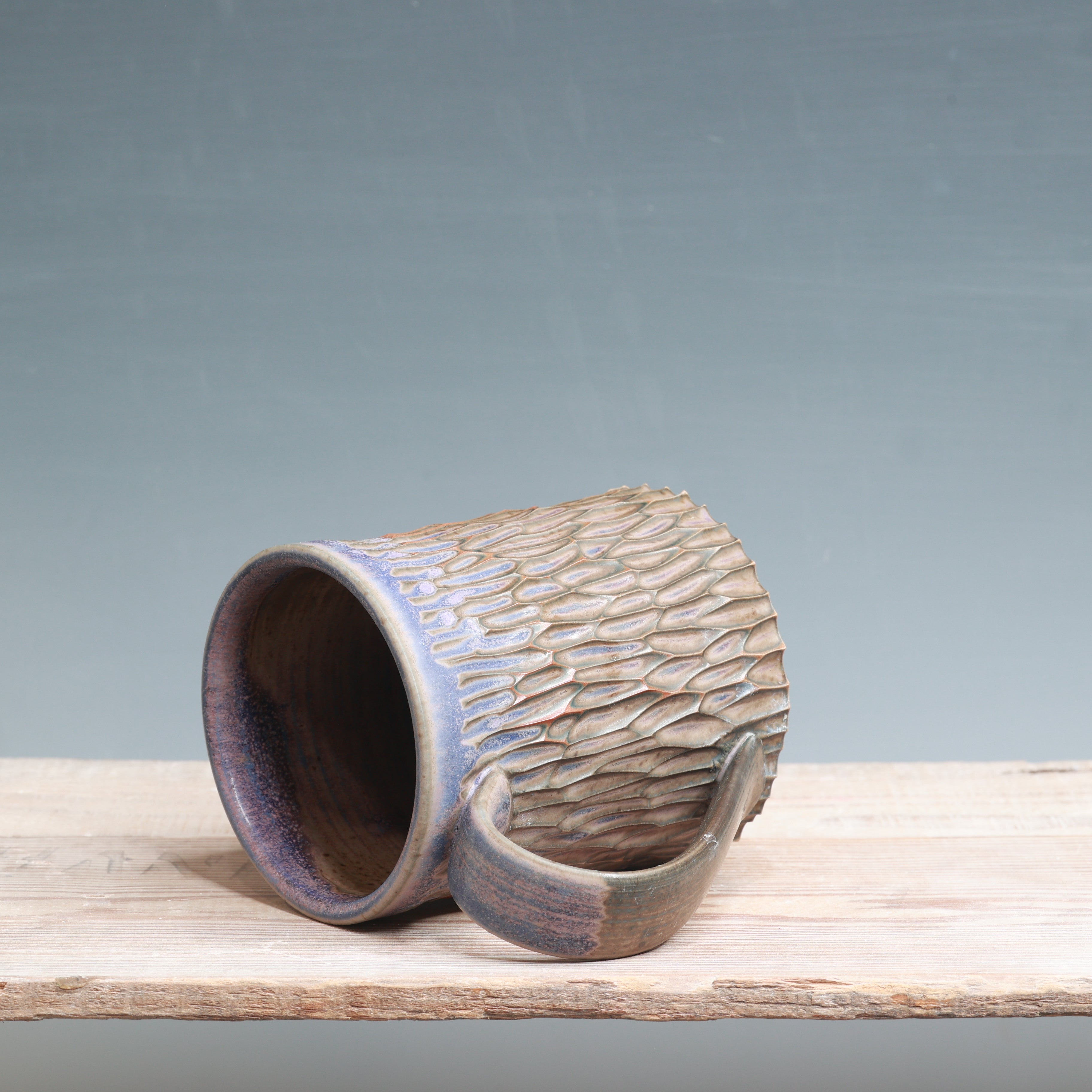 Mamo Carved mug 17 oz.