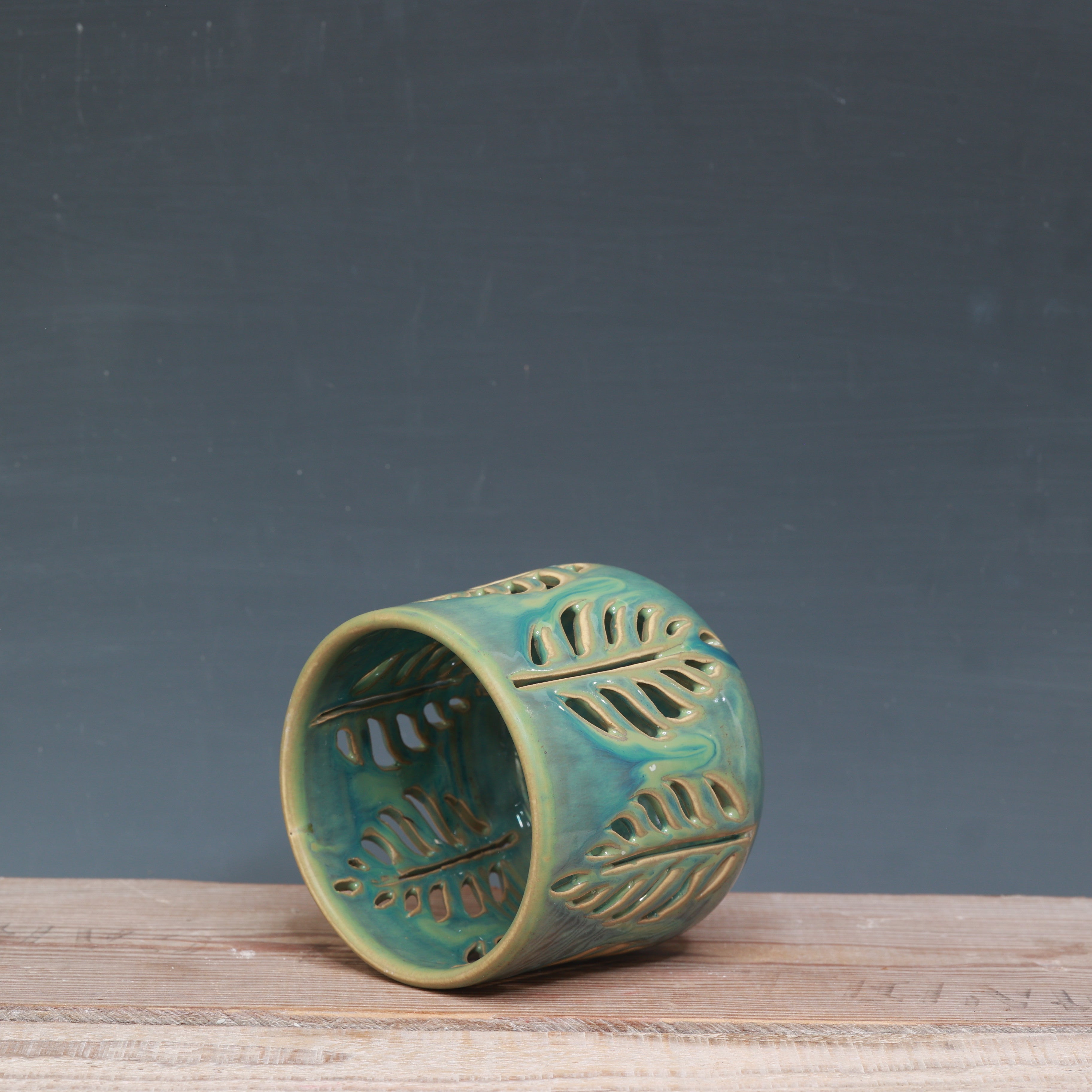 Green Tea Carved Cup