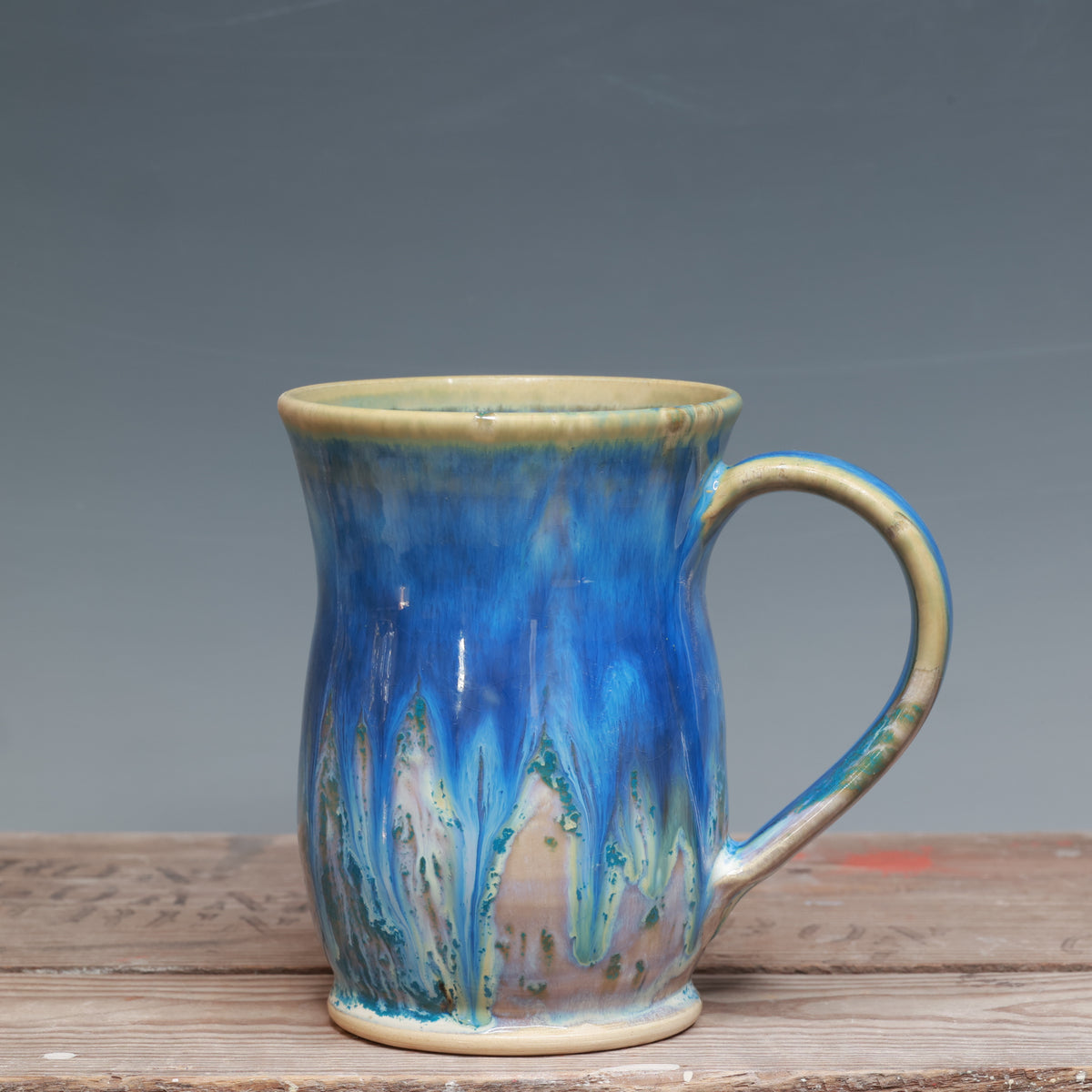 Tidal Wave Mug 17-18 oz.