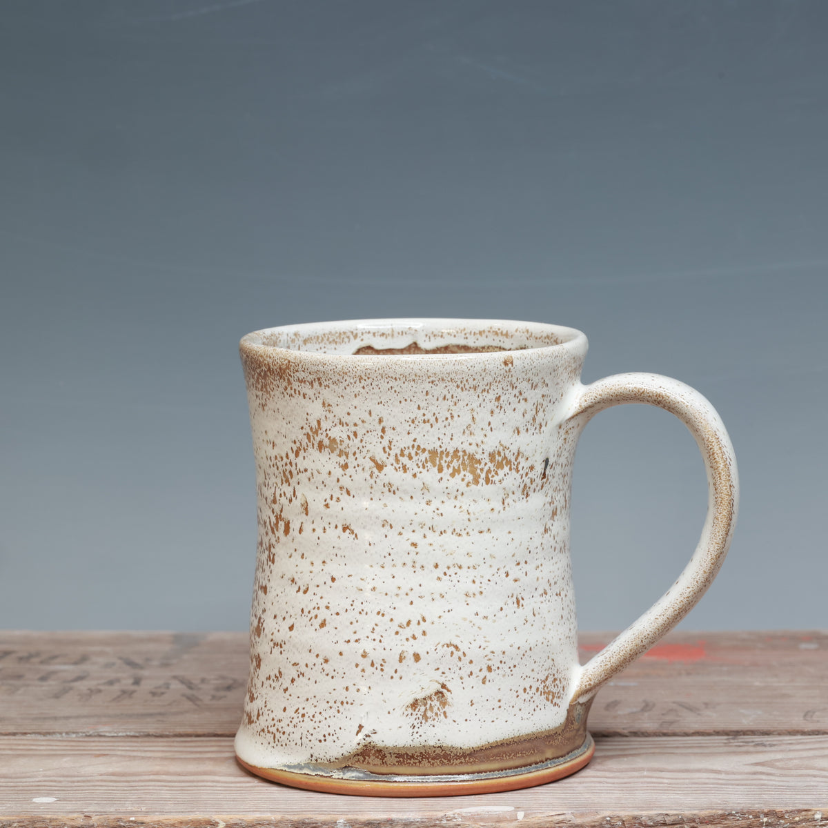Alabaster and White Gloss Mug 16-18