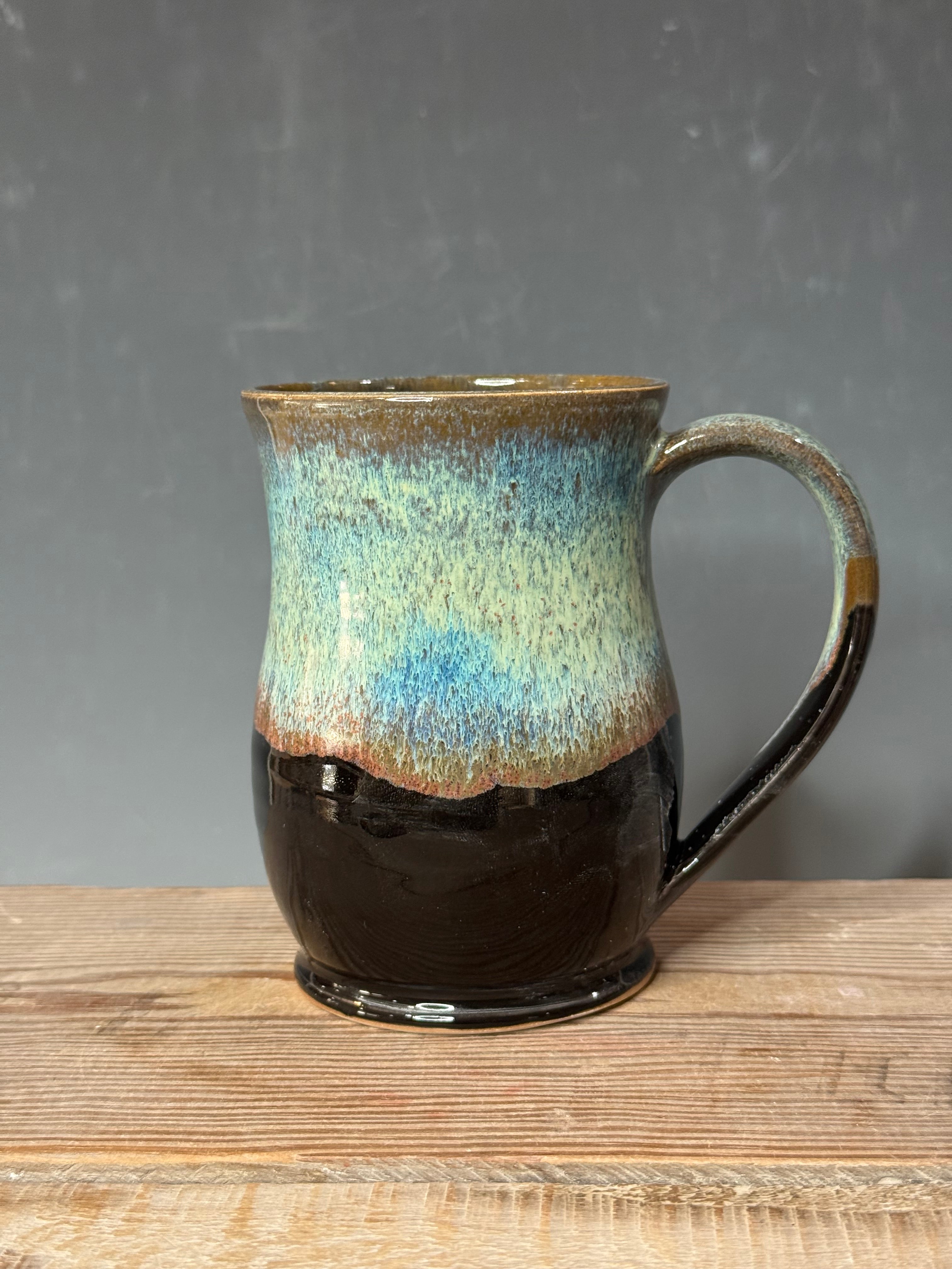 Northern Lights mug - 16-17 oz.