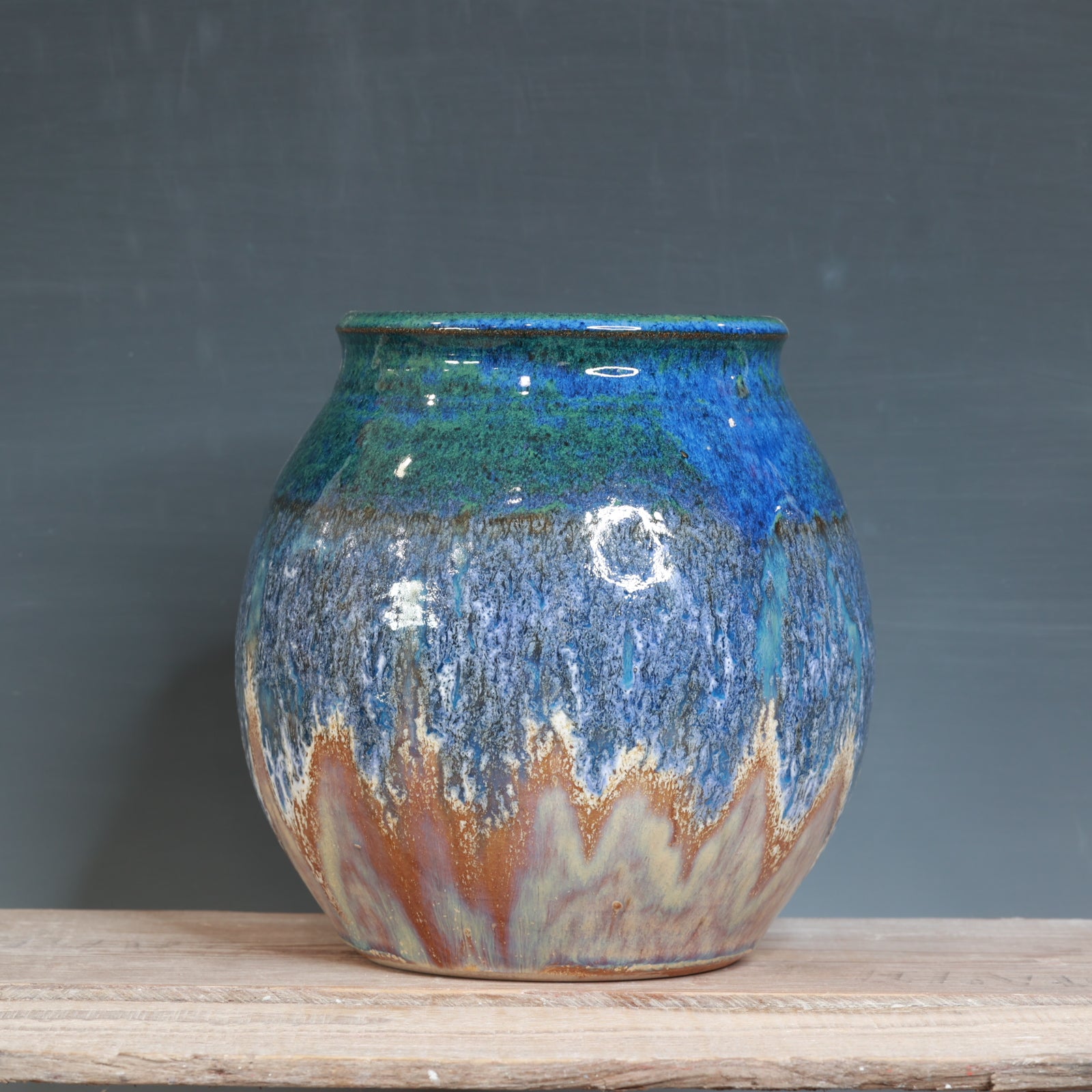 Beachy Vase 7 inch tall
