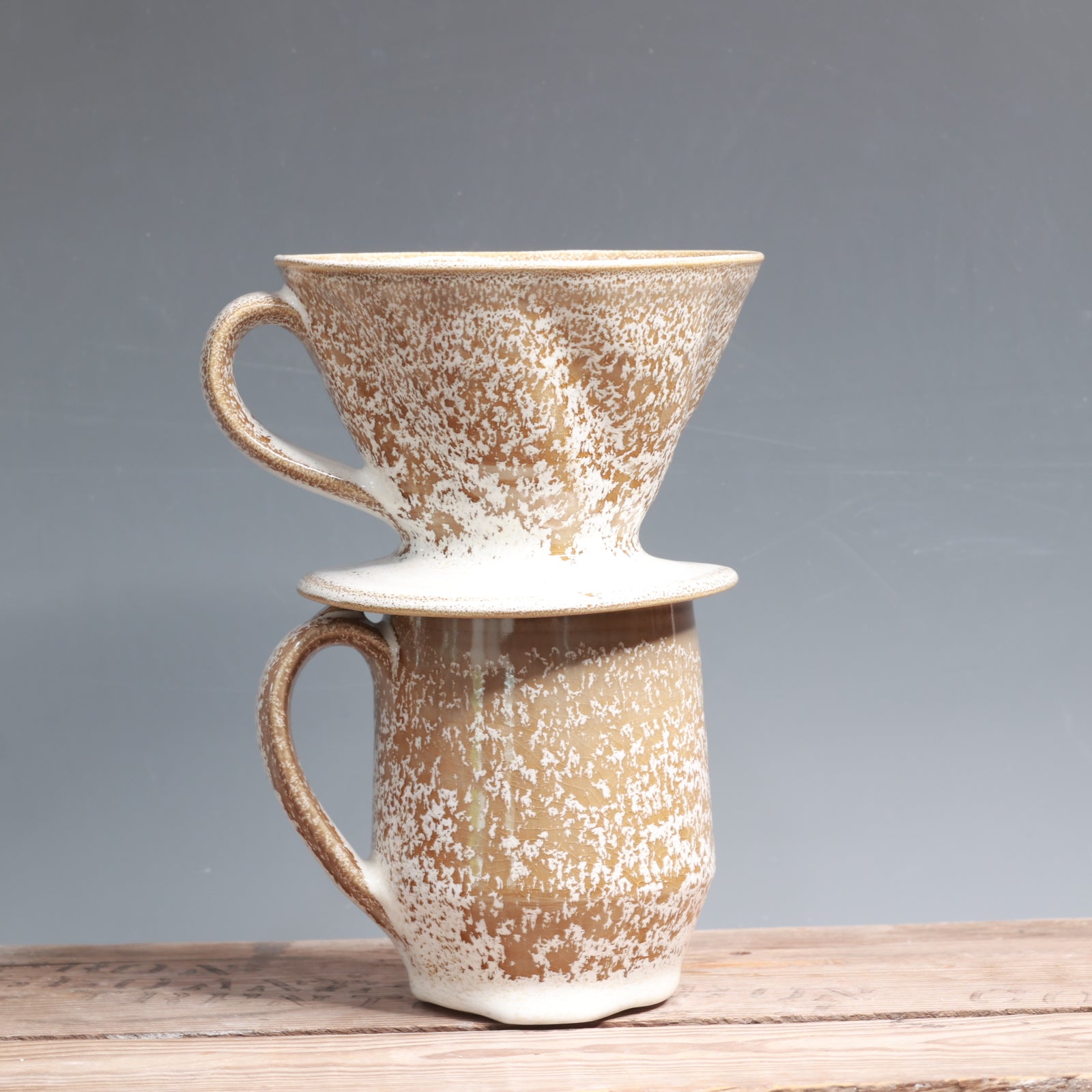 Alabaster and White Gloss Mug with Pour over Set