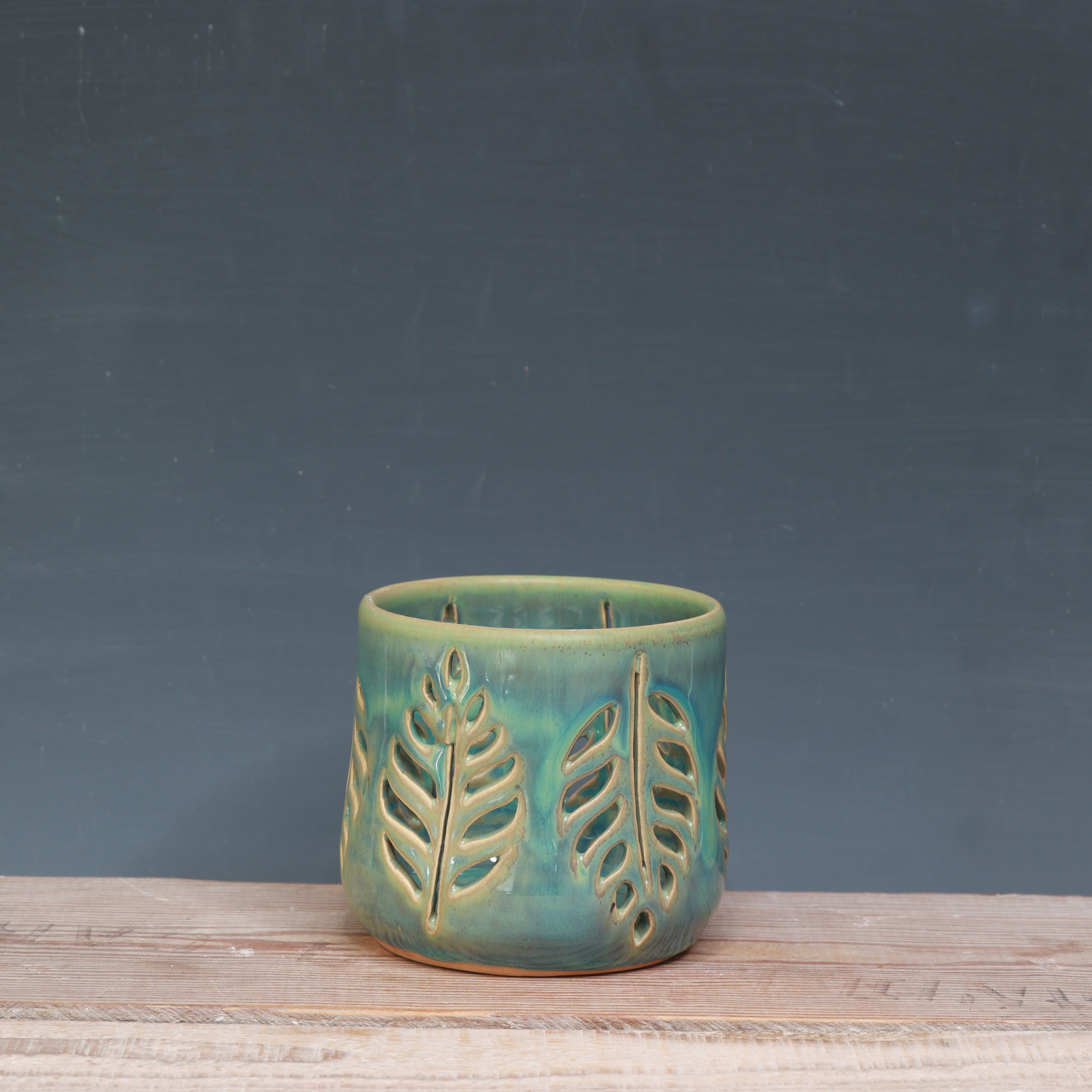 Green Tea Carved Cup