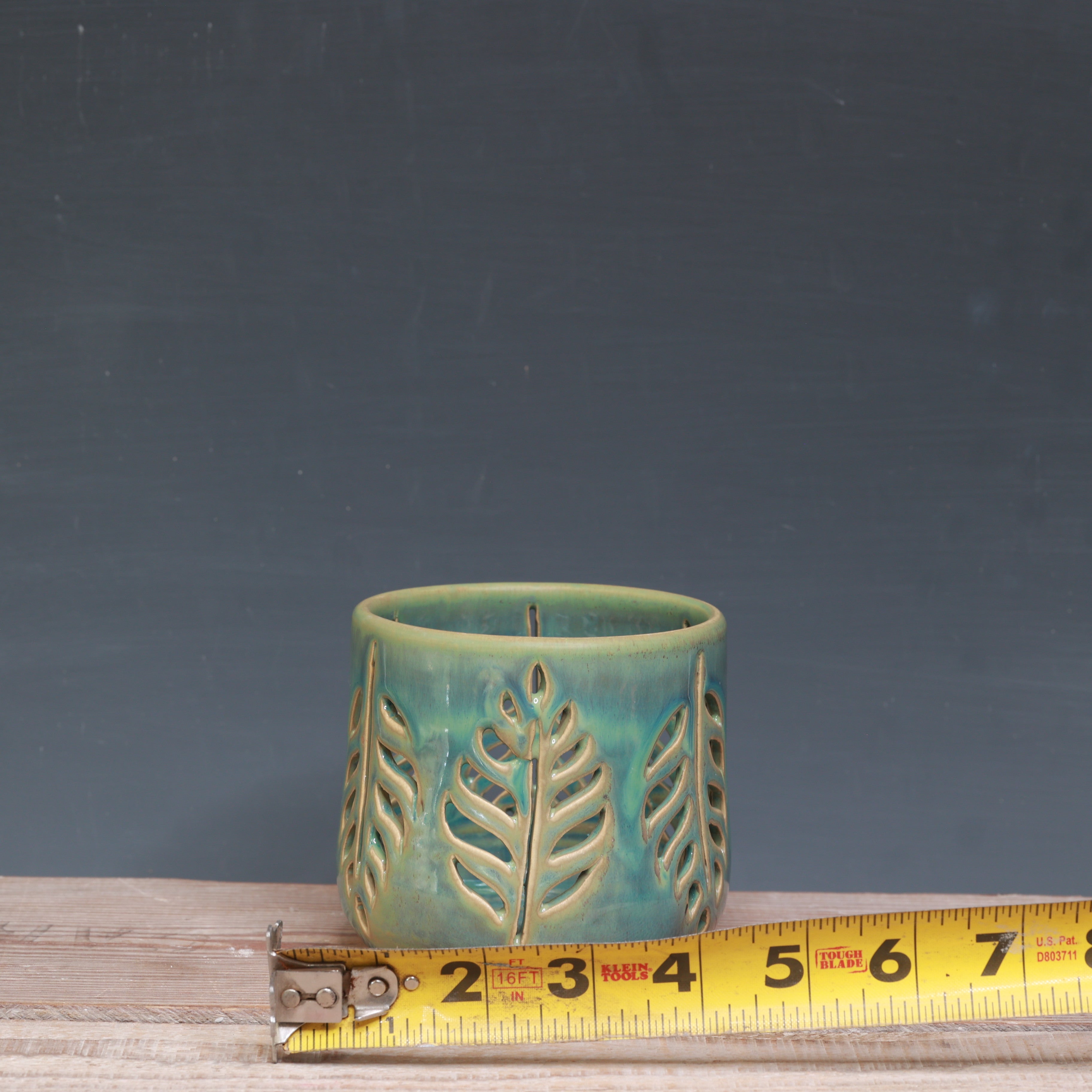Green Tea Carved Cup