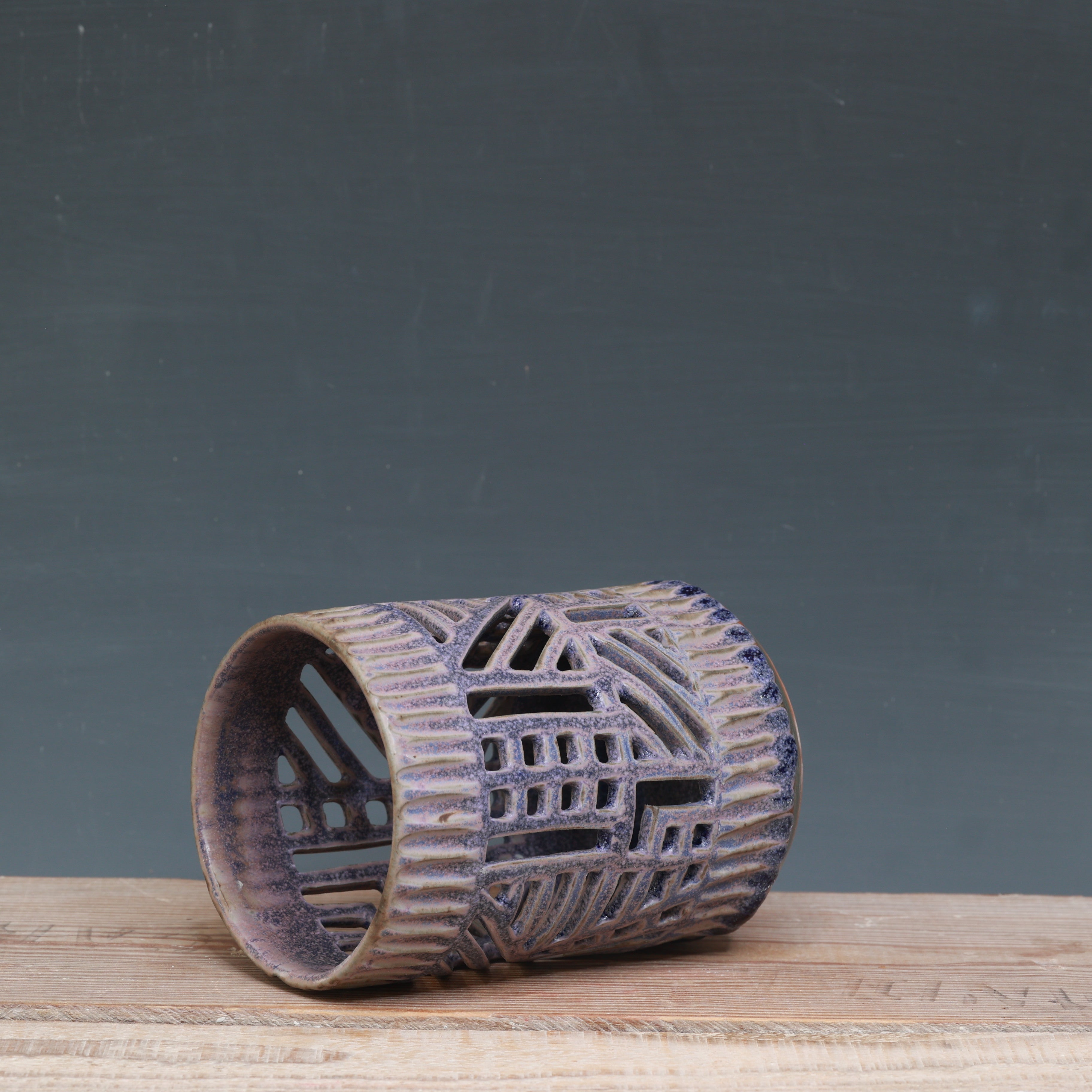 Mamo Carved Cup