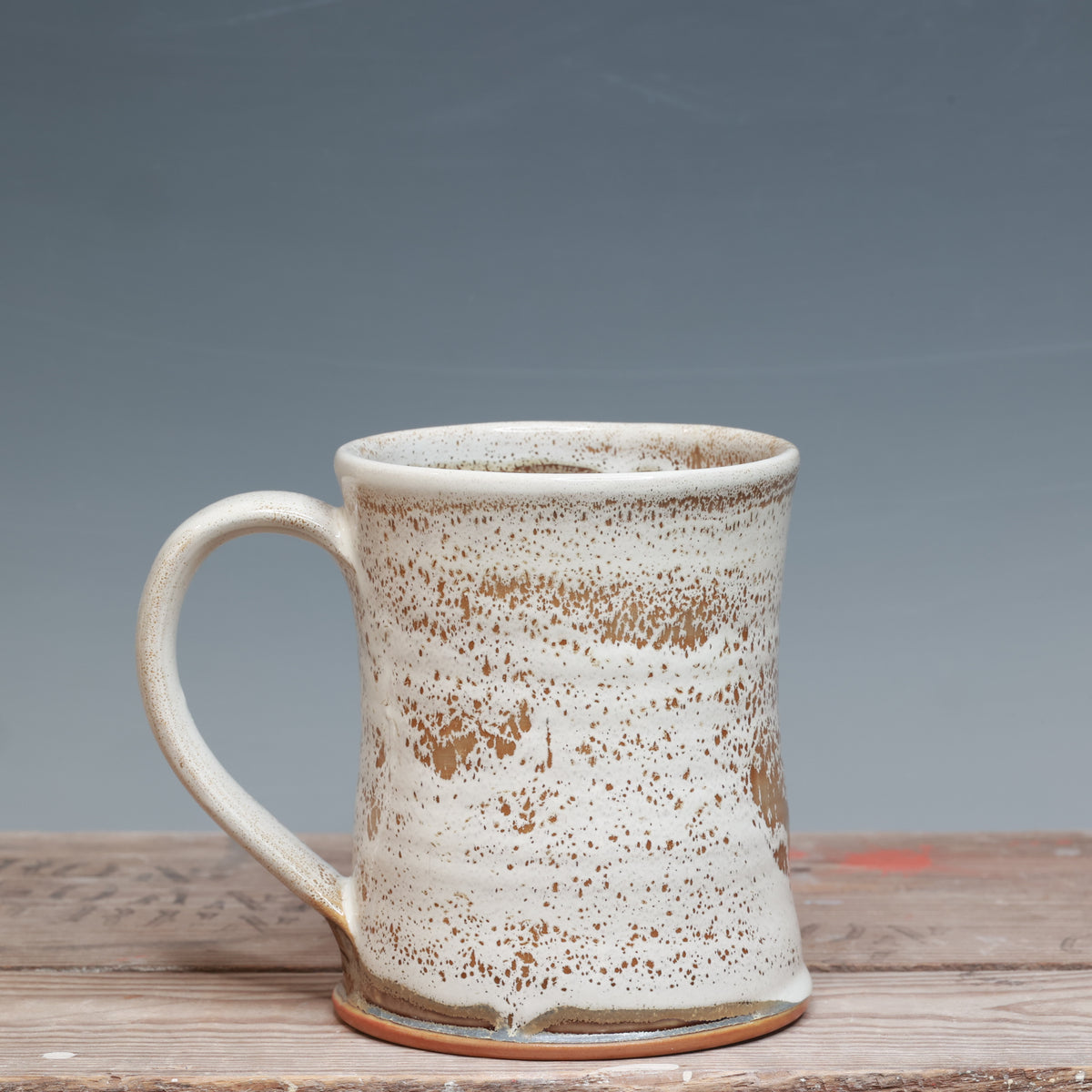 Alabaster and White Gloss Mug 16-18